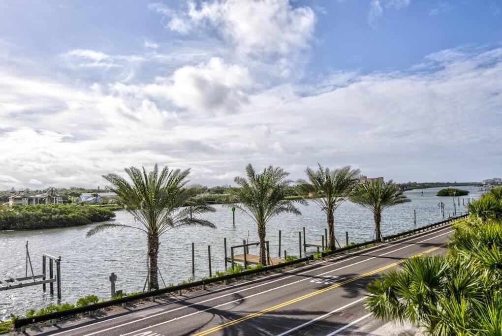 Joyce'S Beachfront #3 Daire Clearwater Beach Dış mekan fotoğraf